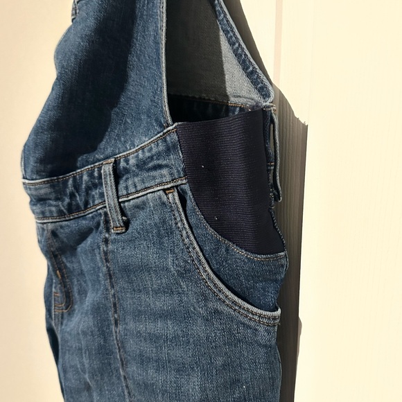 Old Navy Maternity Overalls - Picture 3 of 4